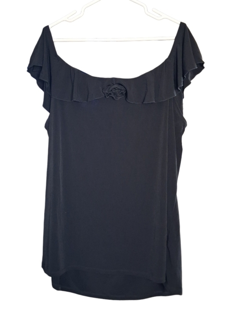 Torrid Black Off-Shoulder Ruffle Top with Rosette - Plus Size 3XL - NWT